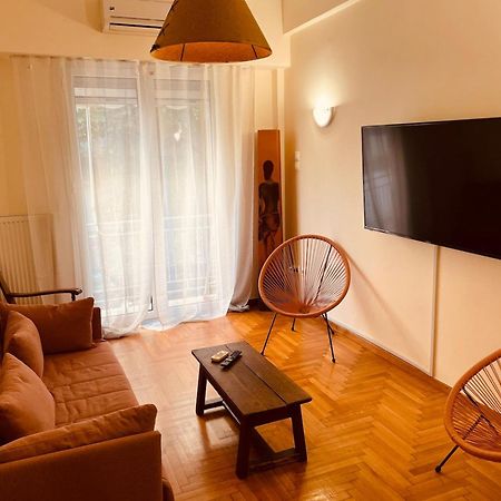 Iris Apartment By Superhost Hub Атина Екстериор снимка