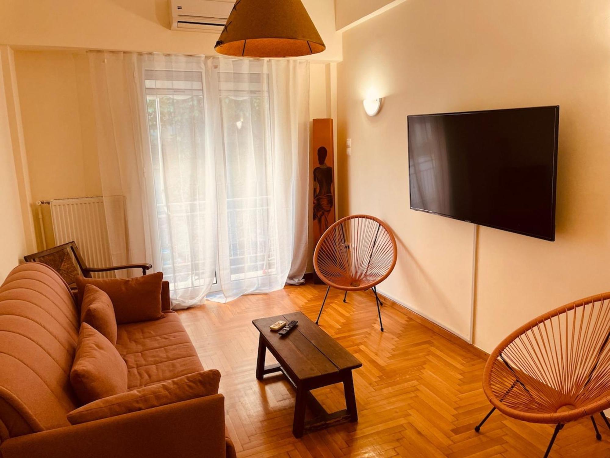 Iris Apartment By Superhost Hub Атина Екстериор снимка